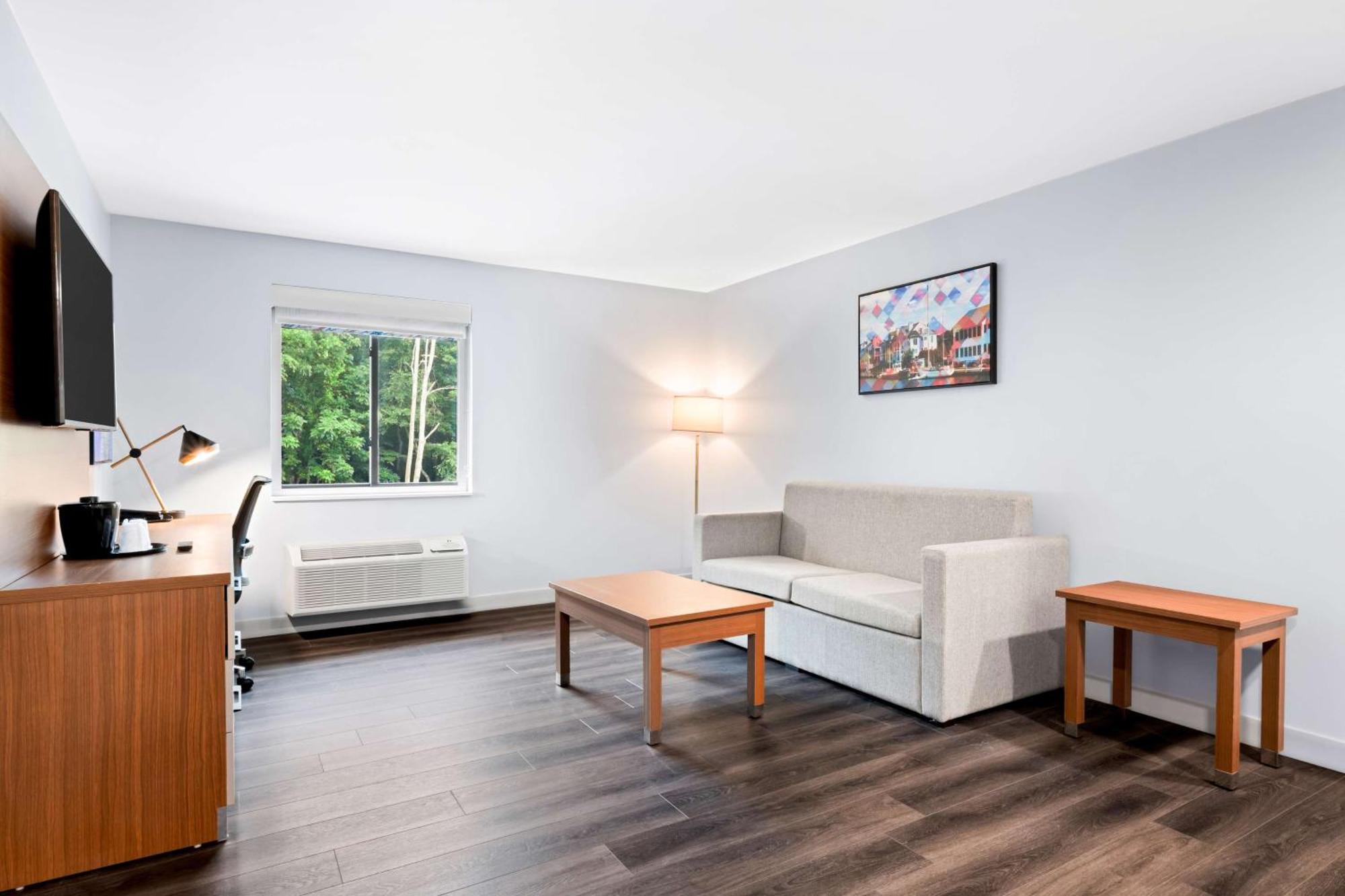 Best Western Niantic - New London, Mystic Area 외부 사진
