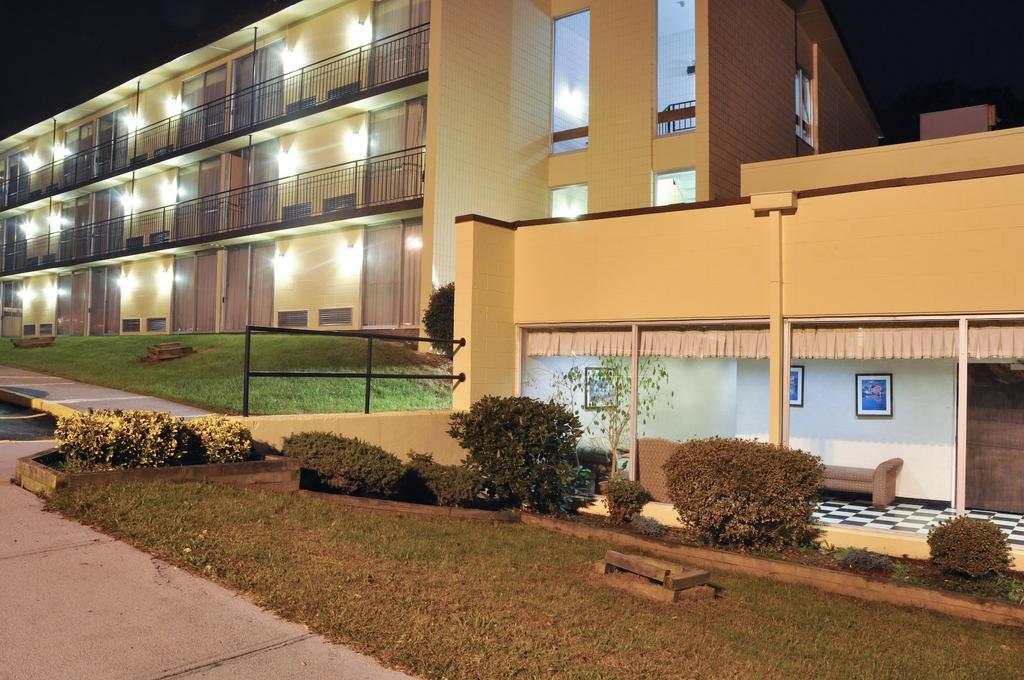 Best Western Niantic - New London, Mystic Area 외부 사진